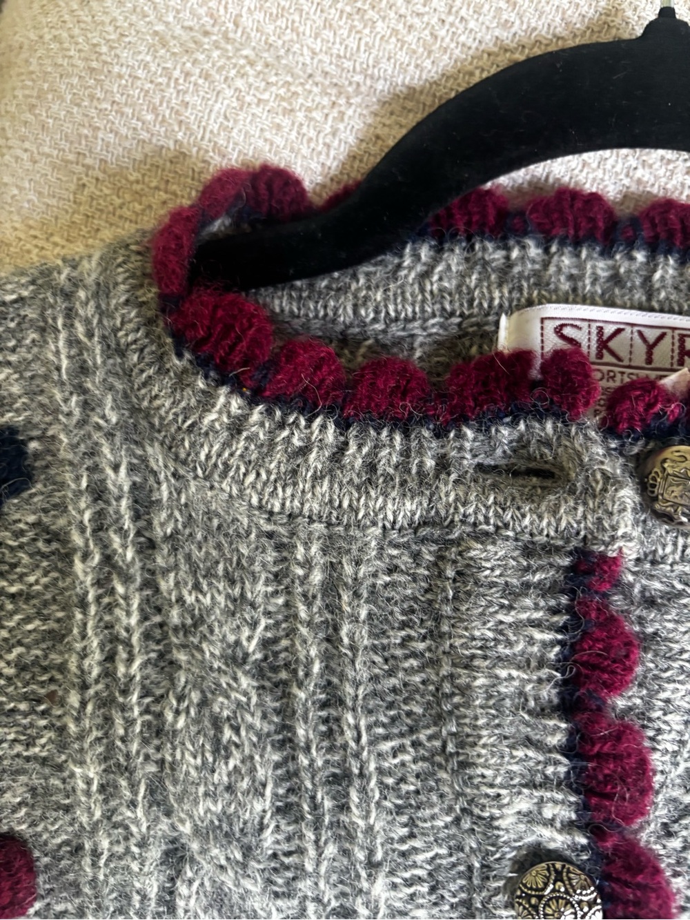 Vintage 80s SKYR Sportswear 100% Wool Cardigan Sweater Gray Cable Knit Hand Knit - Picture 9 of 13